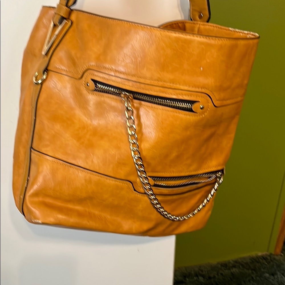 Stylish Tan Leather Tote Bag